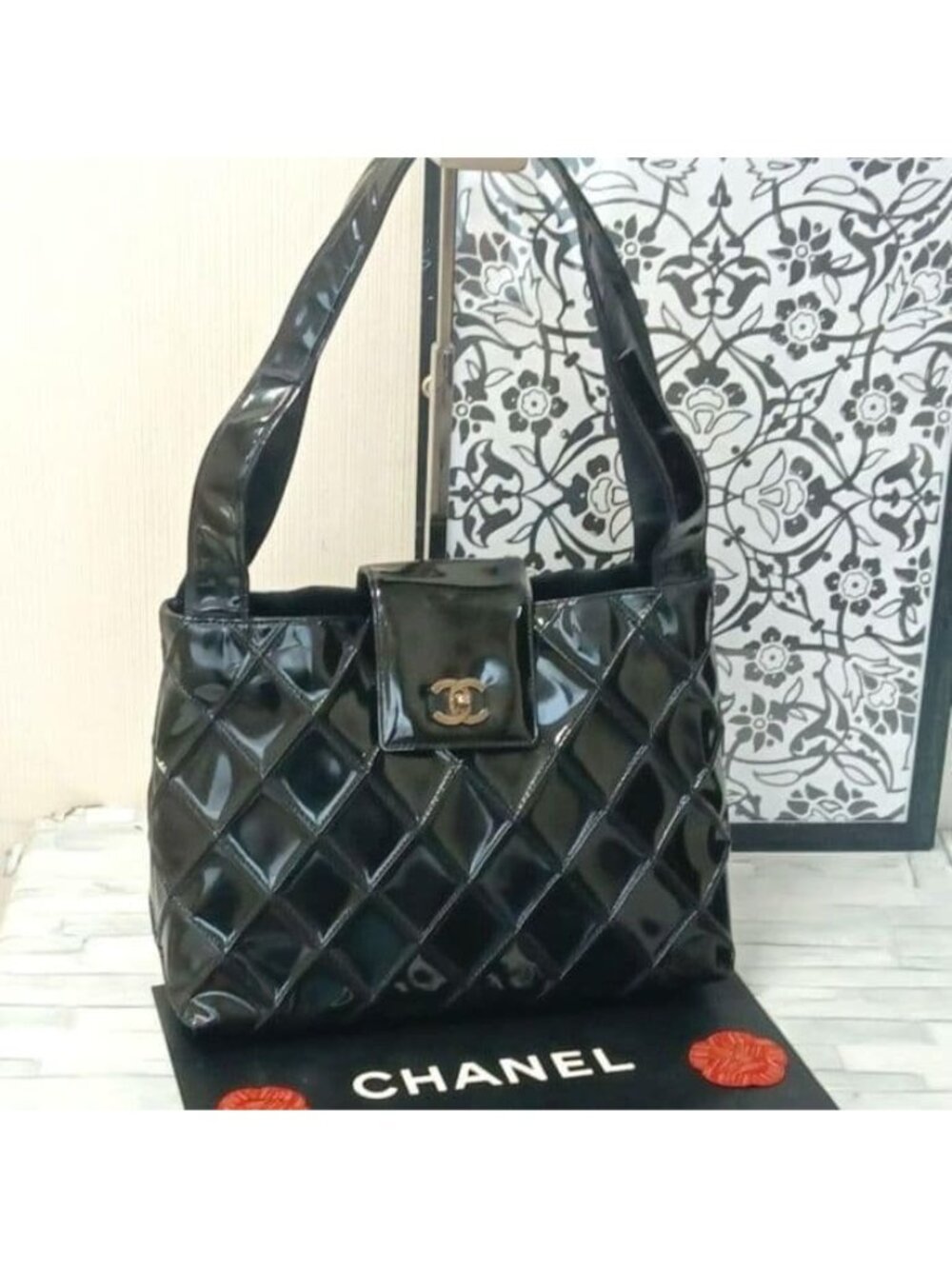 Chanel Quilted Enamel Tote Shoulder Bag Black